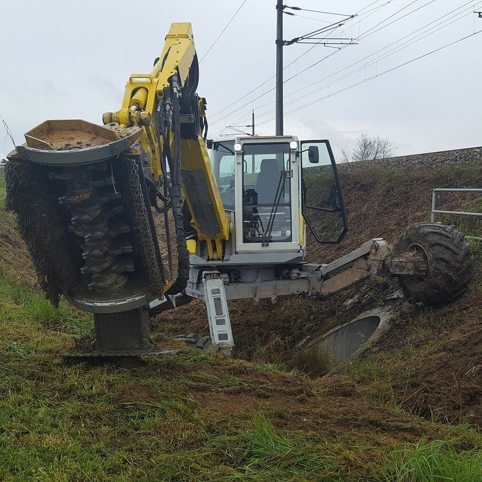 Erdbewegungen- Schreitbagger Handl Mike 3