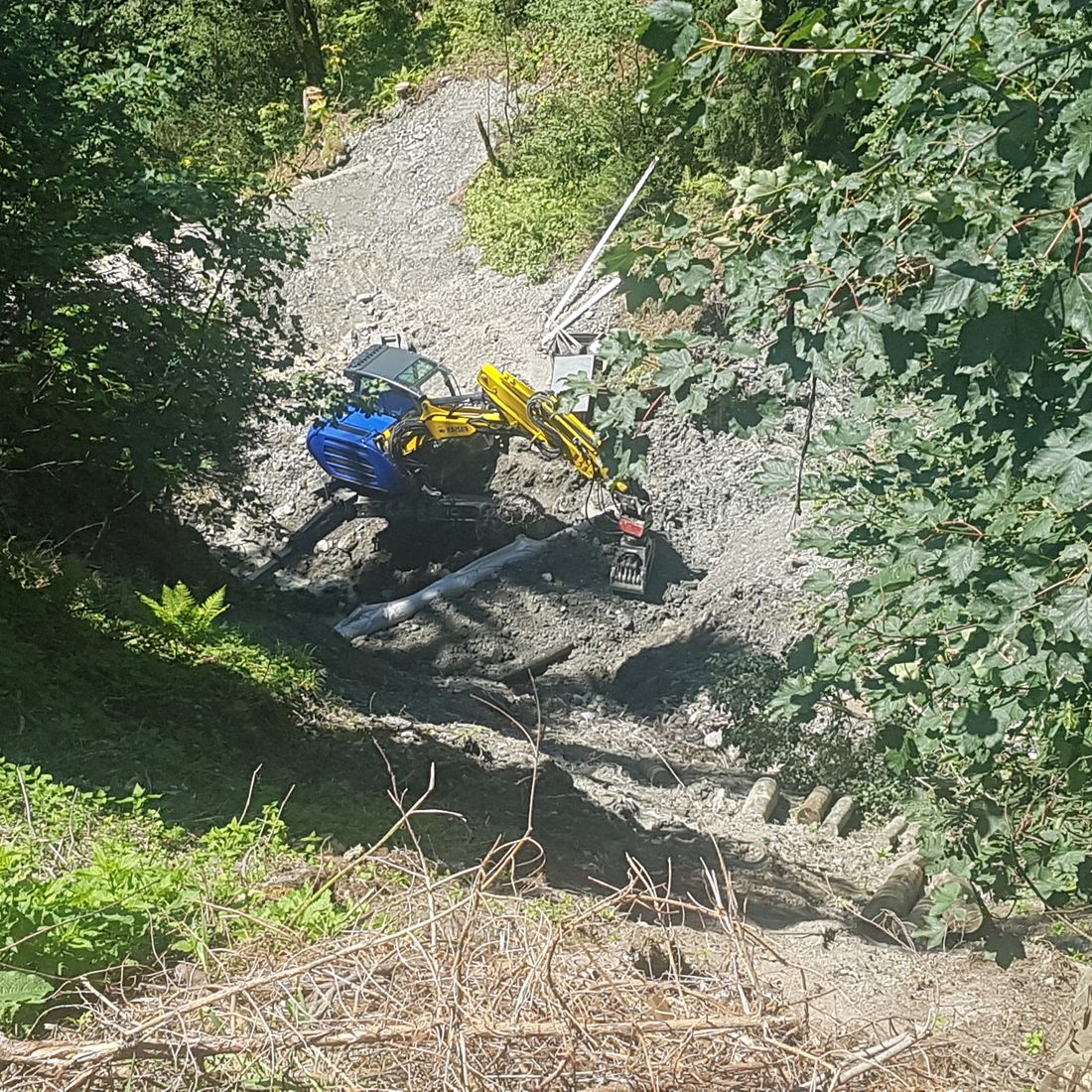 Erdbewegungen- Schreitbagger Handl Mike 18